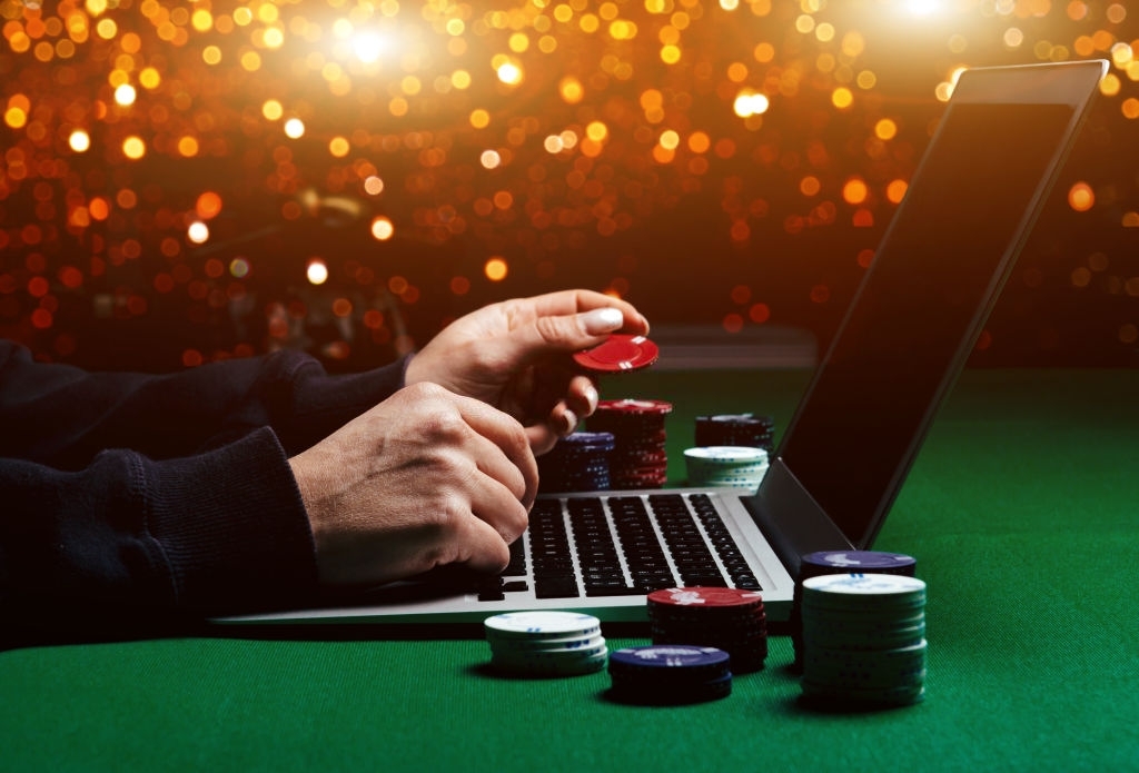 Basic Things That Make Online Casino Games So Popular Around the World
